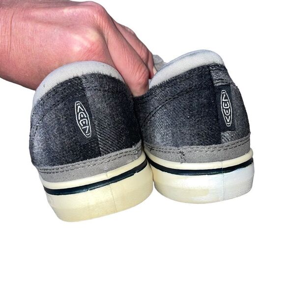 💋Bundle 4 items for $20. Add items💋 to a bundle - Picture 2 of 8